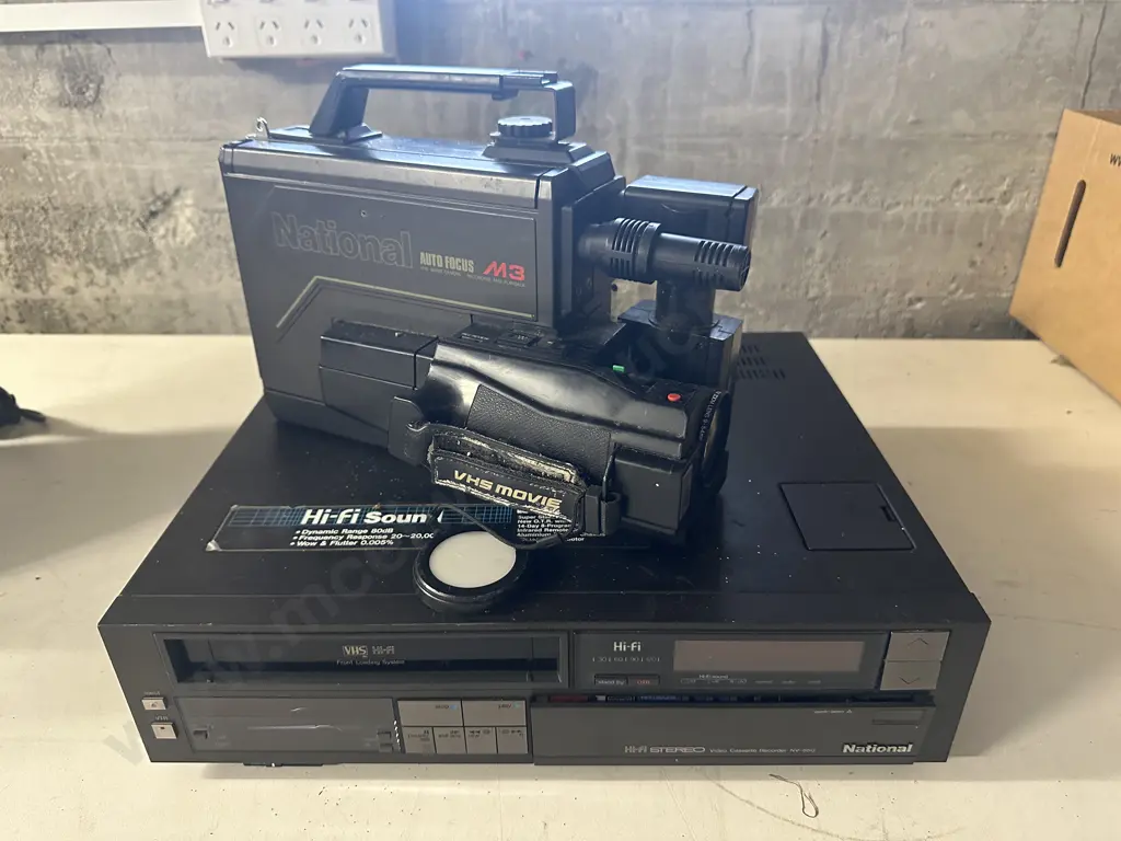 National NZ-M3 Movie Camera & NV850 Video Machine Image 1++