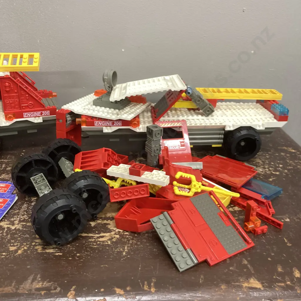 Pair of Tonka BTR Search and Rescue Rapid Response Fire Trucks With 2 Action Figures (Playwear & As Found) Image 1++