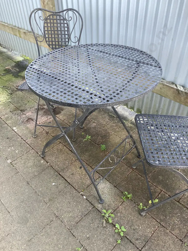 3 Piece Metal Folding Patio Suite Image 1++