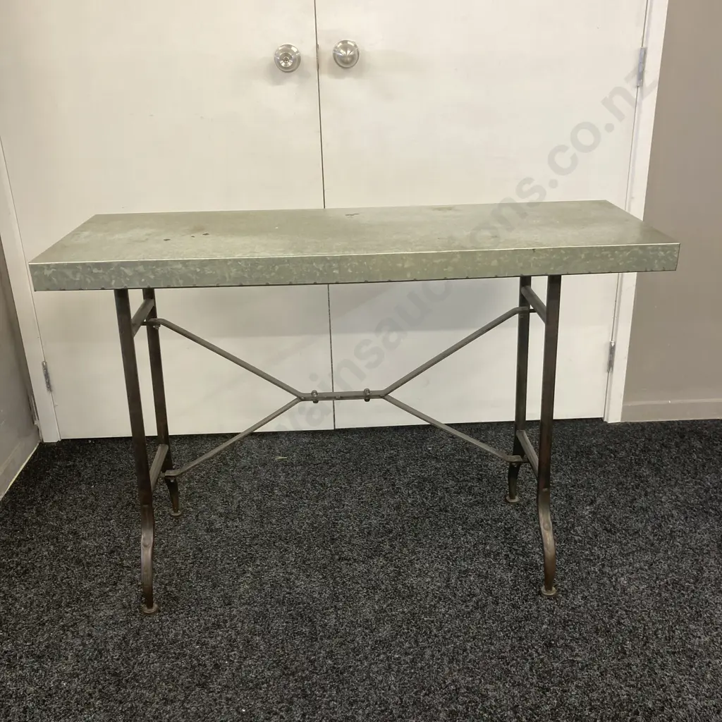 Moss & Embers Metal Market Vendors Table. H76 W112 D41cm Image 1++