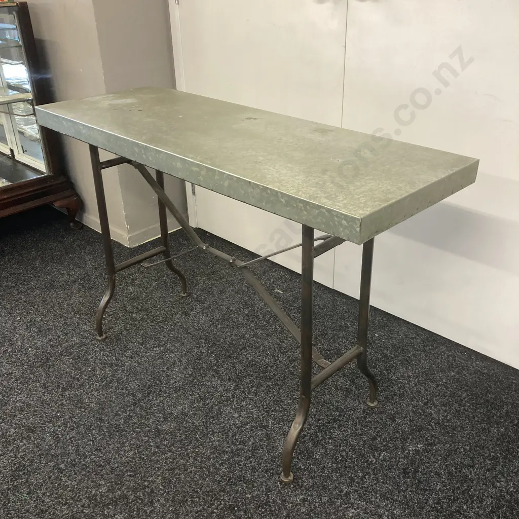 Moss & Embers Metal Market Vendors Table. H76 W112 D41cm Image 1++