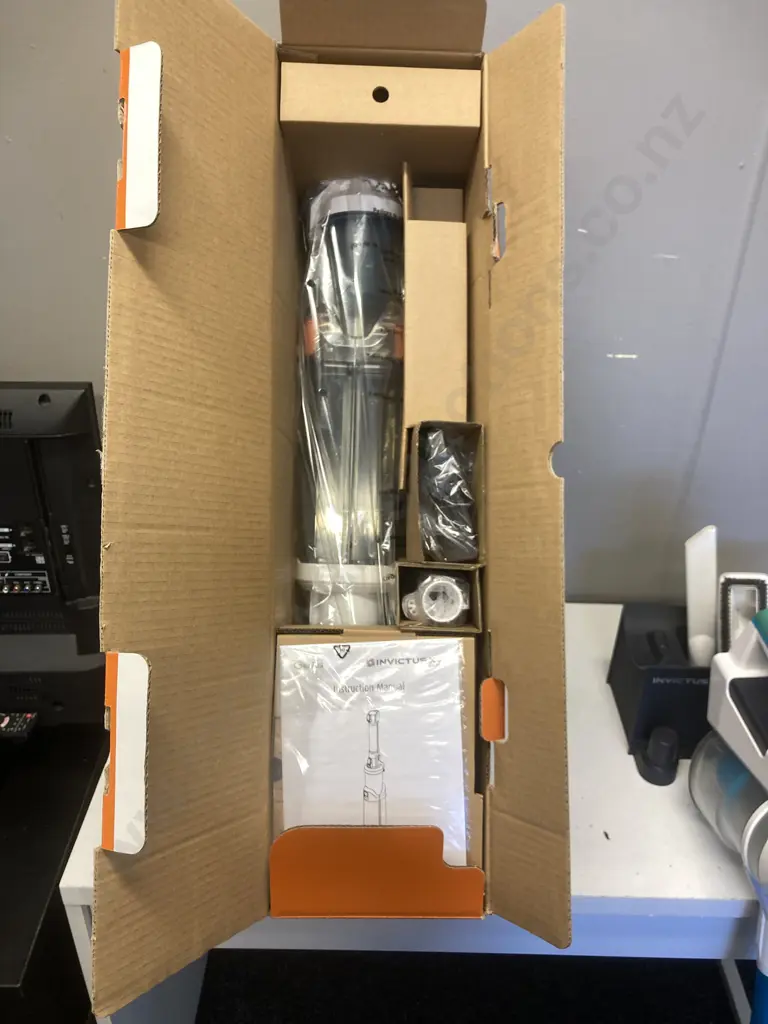 Invictus X7 Cordless Stick Vacuum With Boxed Invictus "X-Water" Attachment Image 1++