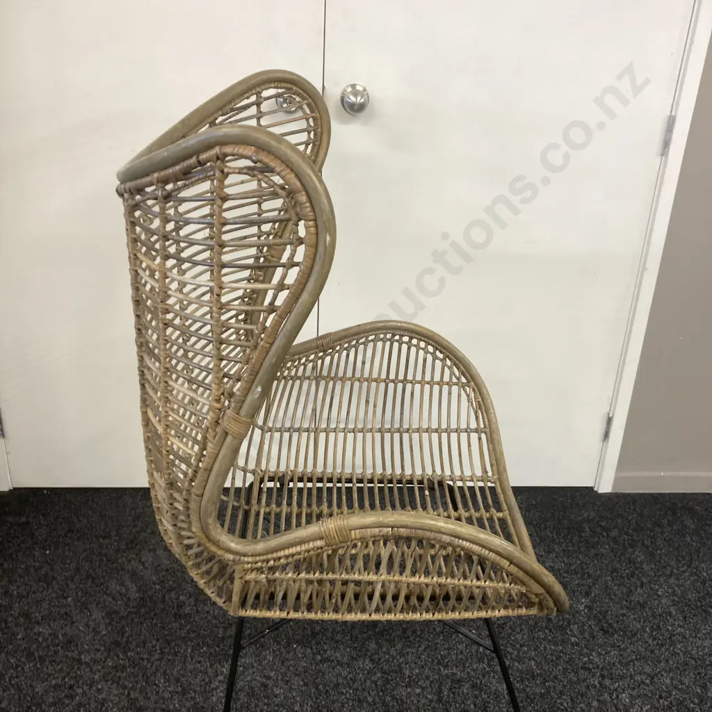 Large Rattan Wingback Chair Image 1++