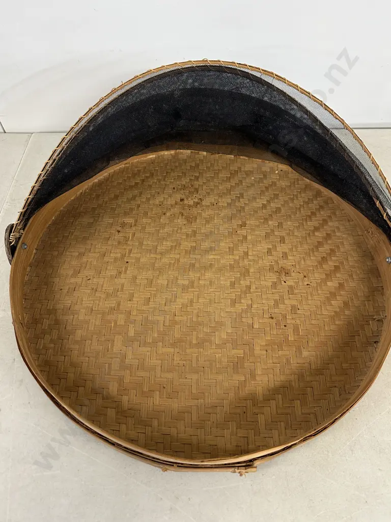 Cane & Black Mesh Circular Food Tray With Cover Image 1++