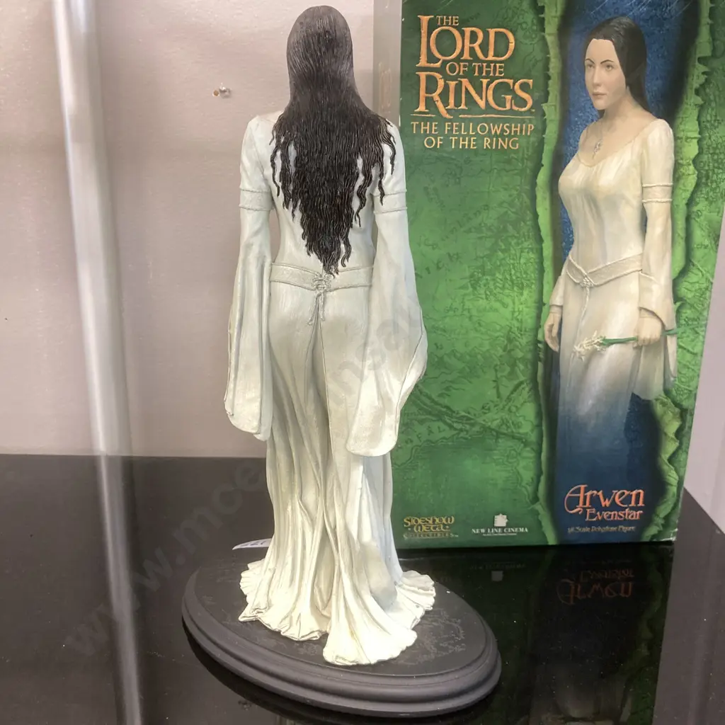 Arwen Evenstar Sideshow Weta 1/6 Scale Figurine - Lord of the Rings, #9313, (As Found Condition) Image 1++
