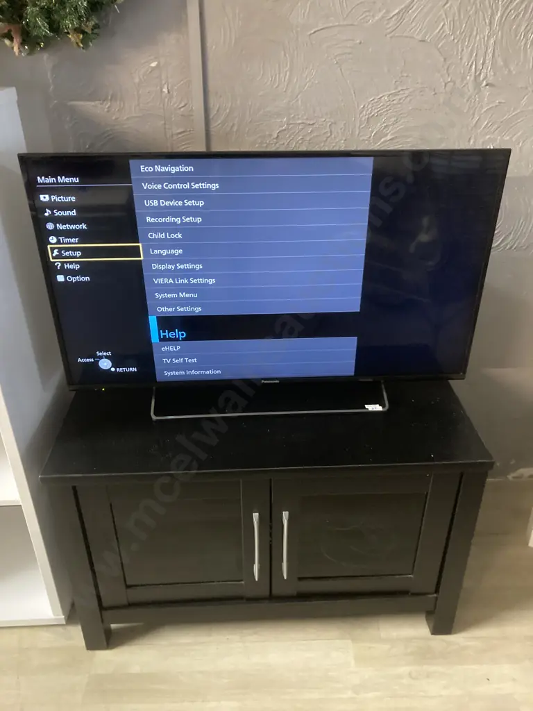 Panasonic Viera TH-40CS650Z 40" Full HD (1920x1080) LCD Smart TV With Remote Control & Black Double Door TV Cabinet Image 1++