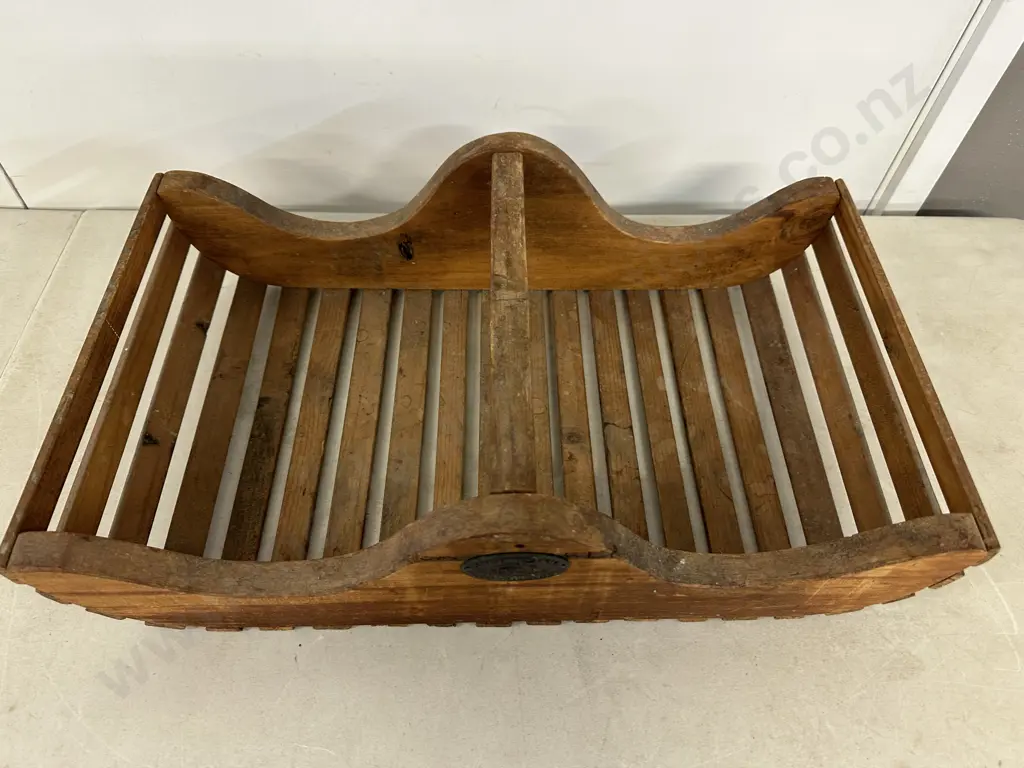 Home Sweet Home Handled Tray Slat Detail L52cm. Image 1++