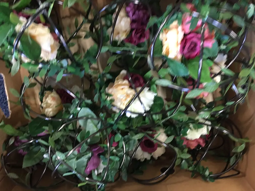 Box Lot Black Wire Floral Table Decorations Image 1++