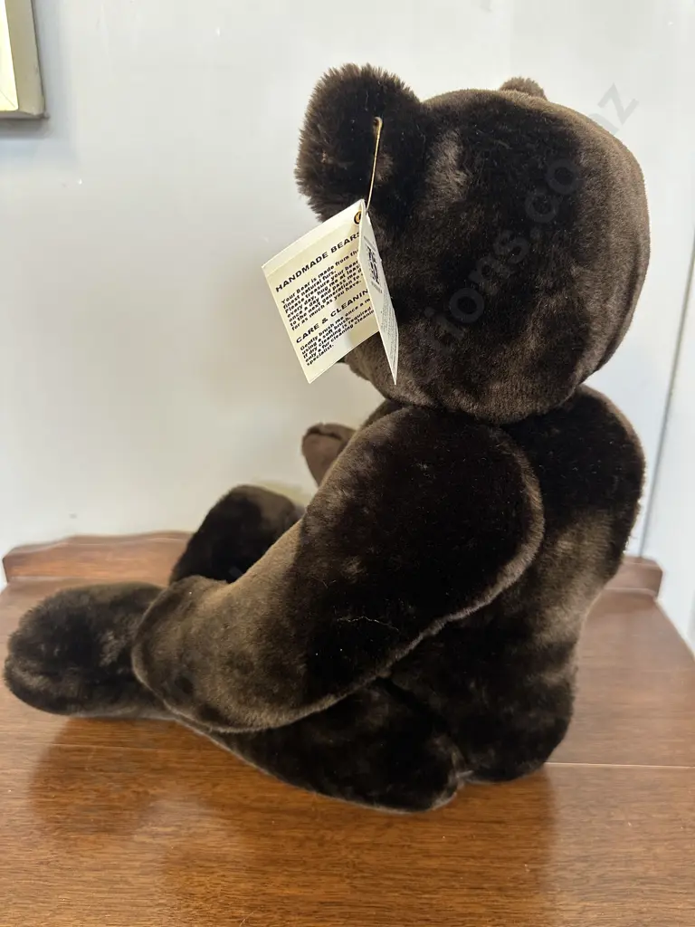 'Whittaker' Donna & Mark Boulass New Zealand Handmade 22" Bear With Tag Image 1++