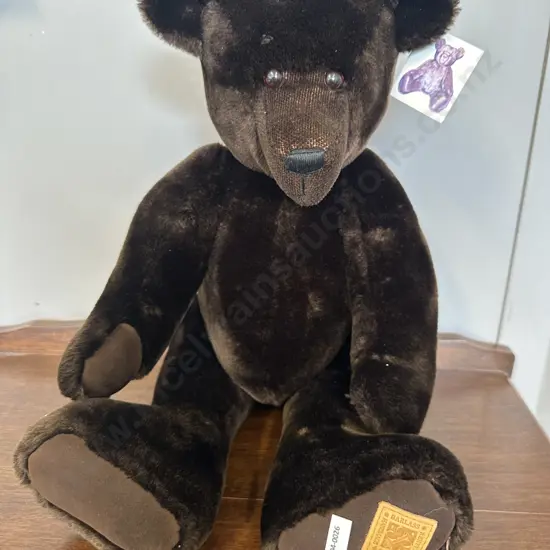'Whittaker' Donna & Mark Boulass New Zealand Handmade 22" Bear With Tag