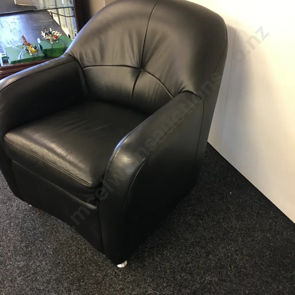 Black Synargy Leather Chair W80cm. Image 1++