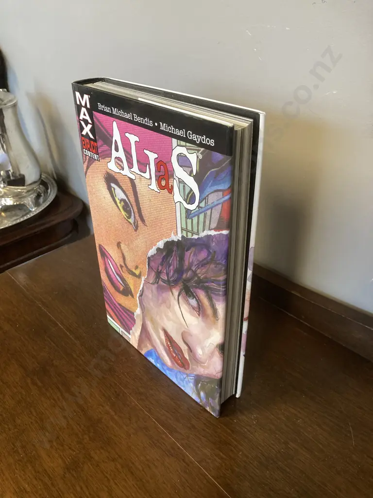 Max, ALIAS Omnibus Brian Michael Bendis Comics 2014 First Edition First Print Hardcover (Looks Unread) Image 1++