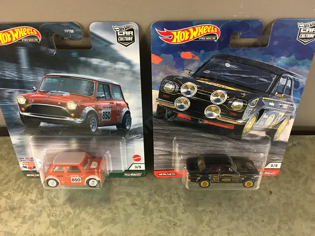 Hot Wheels '70 Ford Escort RS1600 5/5 Door Slammers & Morris Mini 3/5 Image 1++