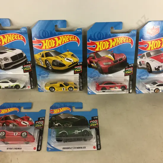 Hot Wheels x 6 - HW Race Day Models