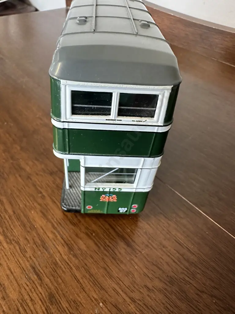 Corgi CC25502 1:50 Scale "Aberdeen Corporation Transport" Daimler Utility Bus, BRS 37 Fleet Number Image 1++