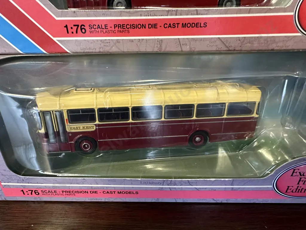 Gilbow Exclusive First Editions GM Standard Atlantean East Kent #28902 & 36' BET 6 Bay Reliance East Kent #35204, Boxed Image 1++