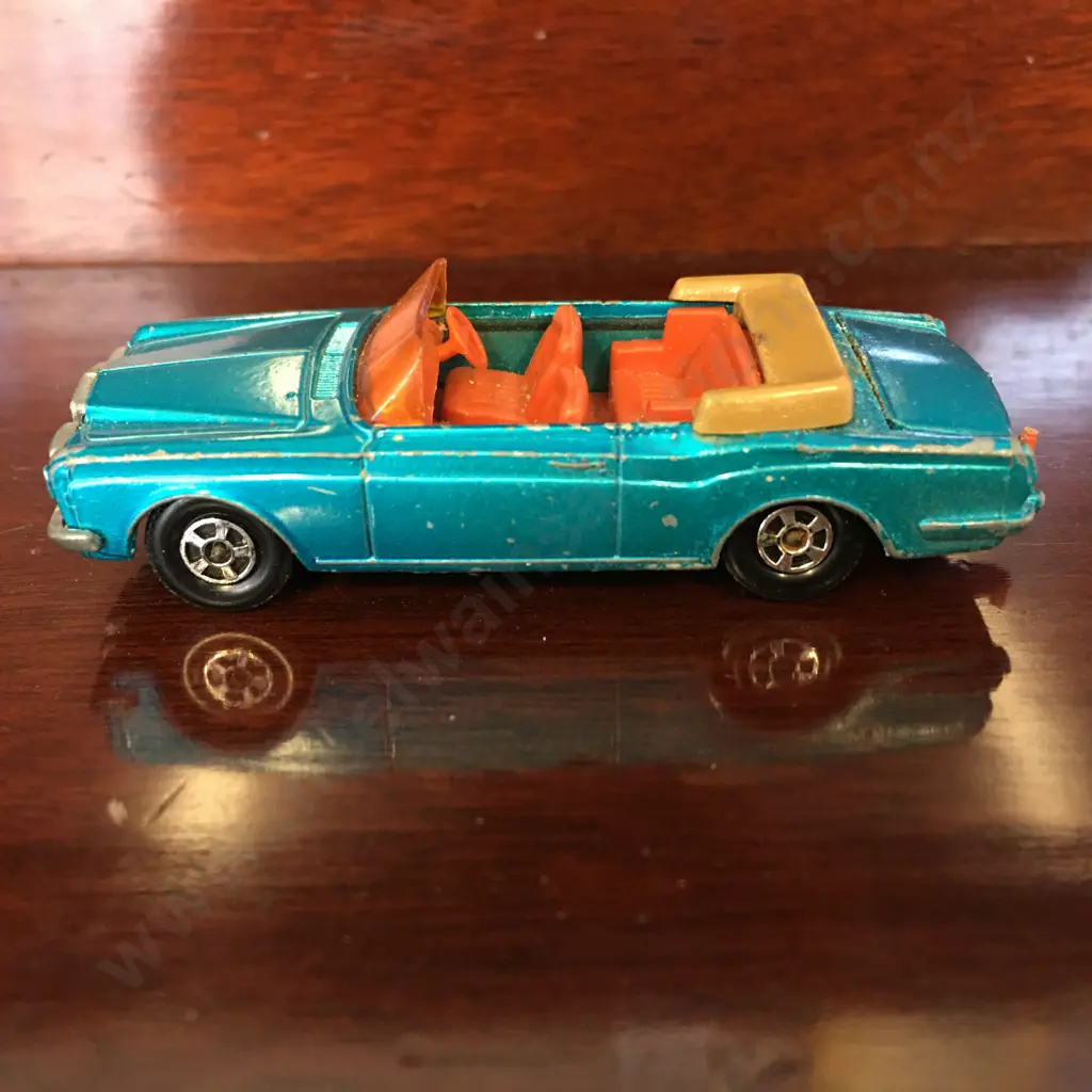 Lesney Matchbox Superfast No.69 Rolls Royce Silver Shadow Coupe Die-cast,1969 Image 1++