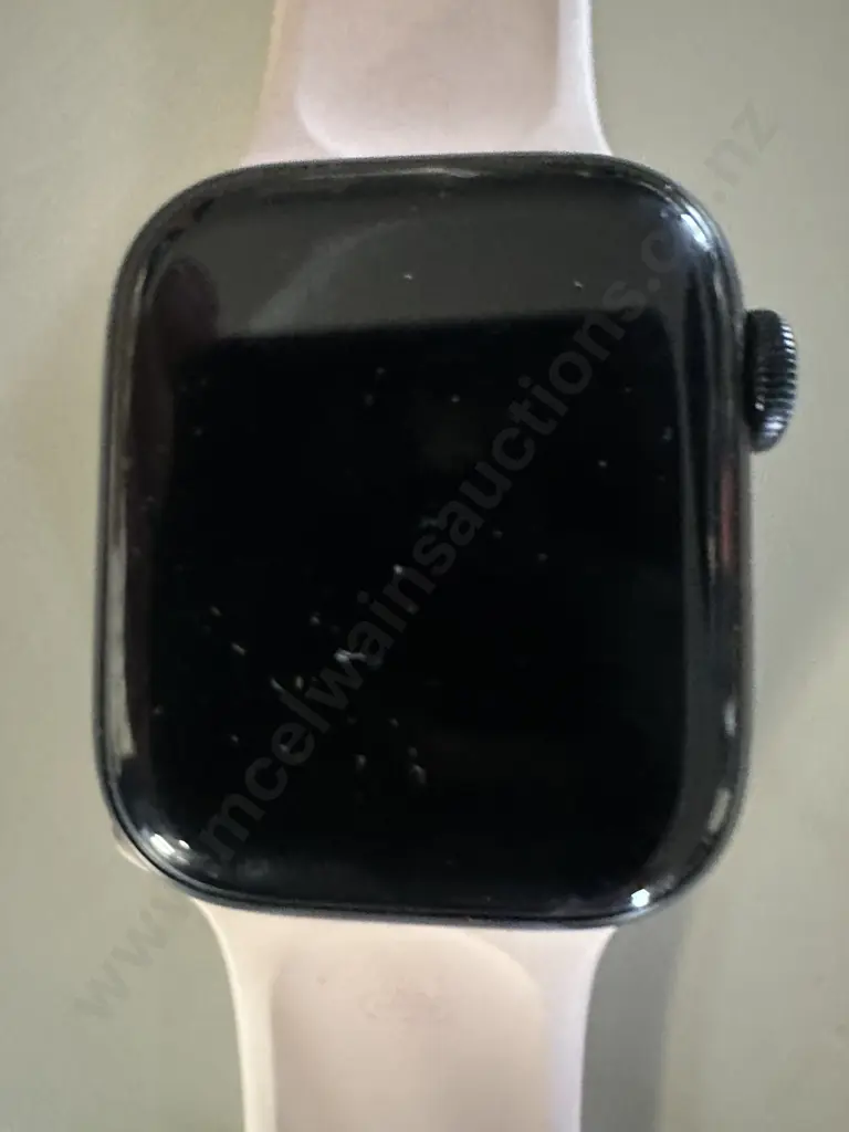 Apple Watch Series 7 With Charger Image 1++