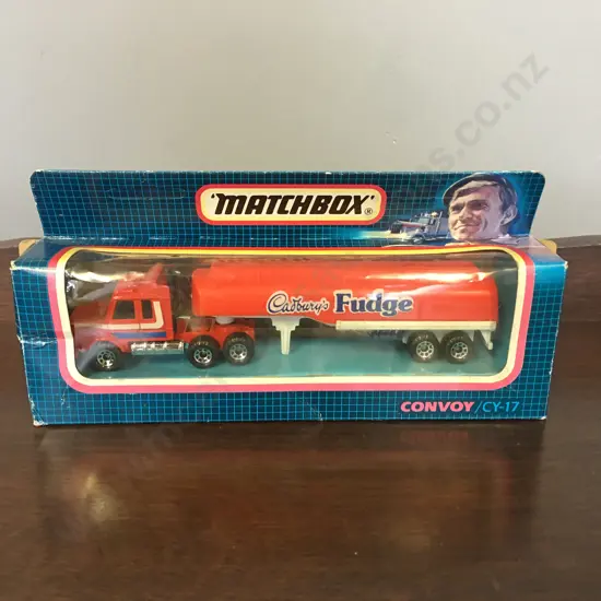 Matchbox Convoy CY-17 Scania T142 Tanker Cadbury's Fudge Boxed