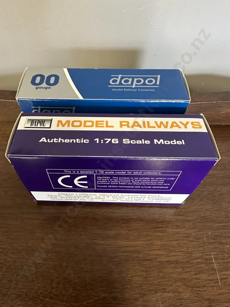 Dapol "Cadbury Bourneville" B902 12 Ton Hopper Wagon & B692 21 Ton Hopper Wagon - OO Gauge (1:76 Scale) Boxed Image 1++