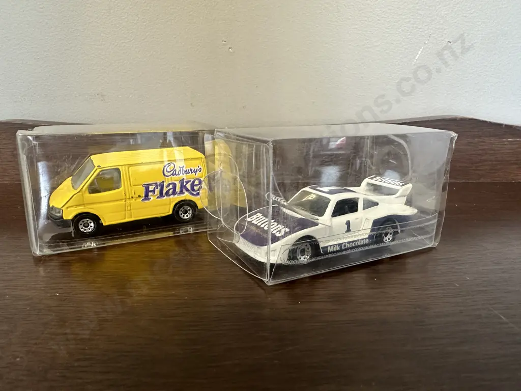 Rare Matchbox Cadbury Buttons-Racing Porsche 935-White MB41 & Ford Transit Cadbury Flake MB60 Image 1++