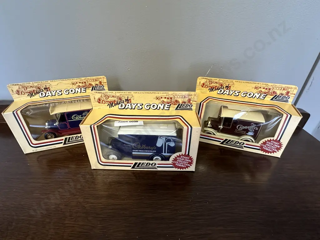 Lledo Models Of Days Gone Cadburys Vintage Trucks, Boxed Image 1++