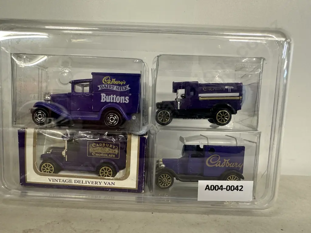 Vintage Cadbury's 4 Delivery Van Set in Clear Plastic Case Image 1++