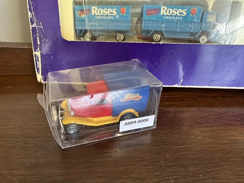 Majorette Cadbury's Collection 5 Model Vehicles 1994 Boxed (Crunchie Livery) & Ford Model A Creme Eggs Promotional Image 1++