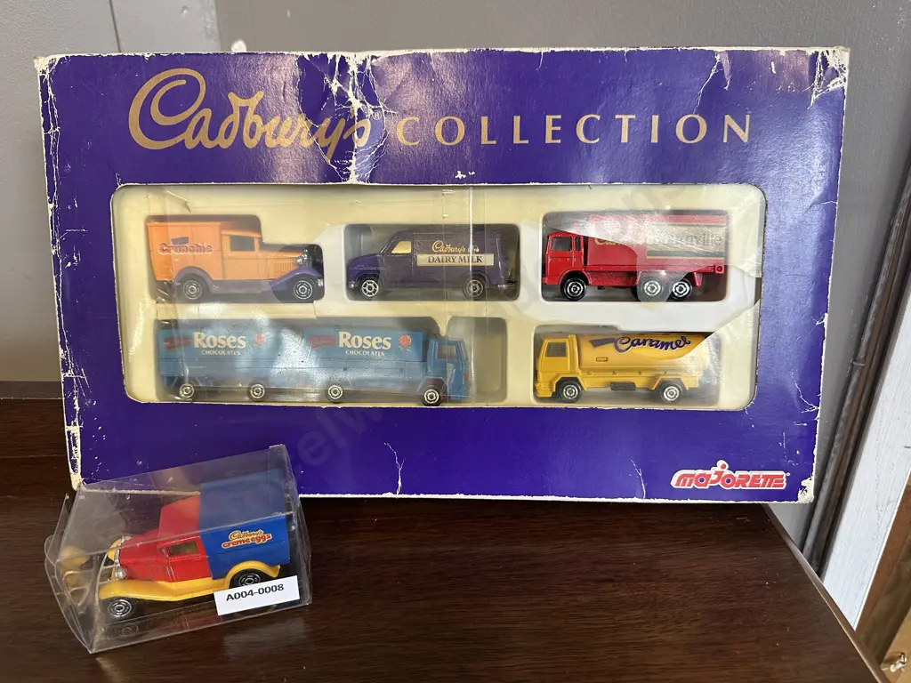 Majorette Cadbury's Collection 5 Model Vehicles 1994 Boxed (Crunchie Livery) & Ford Model A Creme Eggs Promotional Image 1++