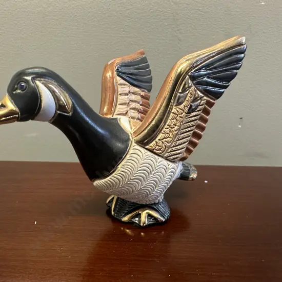 Artesania Rinconada 809 Canada Goose Figurine. Ceramic With 24kt Gold. Silver Anniversary Collection. H9cm