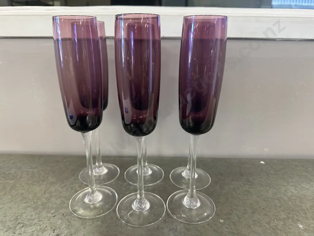 Set Of Six Amethyst Champagne Glasses Image 1++