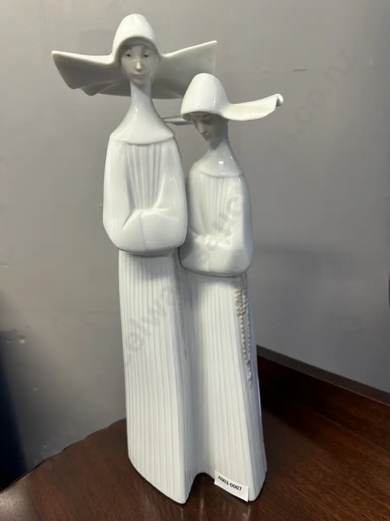 Vintage Retired Lladro Two Nuns White Porcelain Figurine #4611. H34cm Image 1++