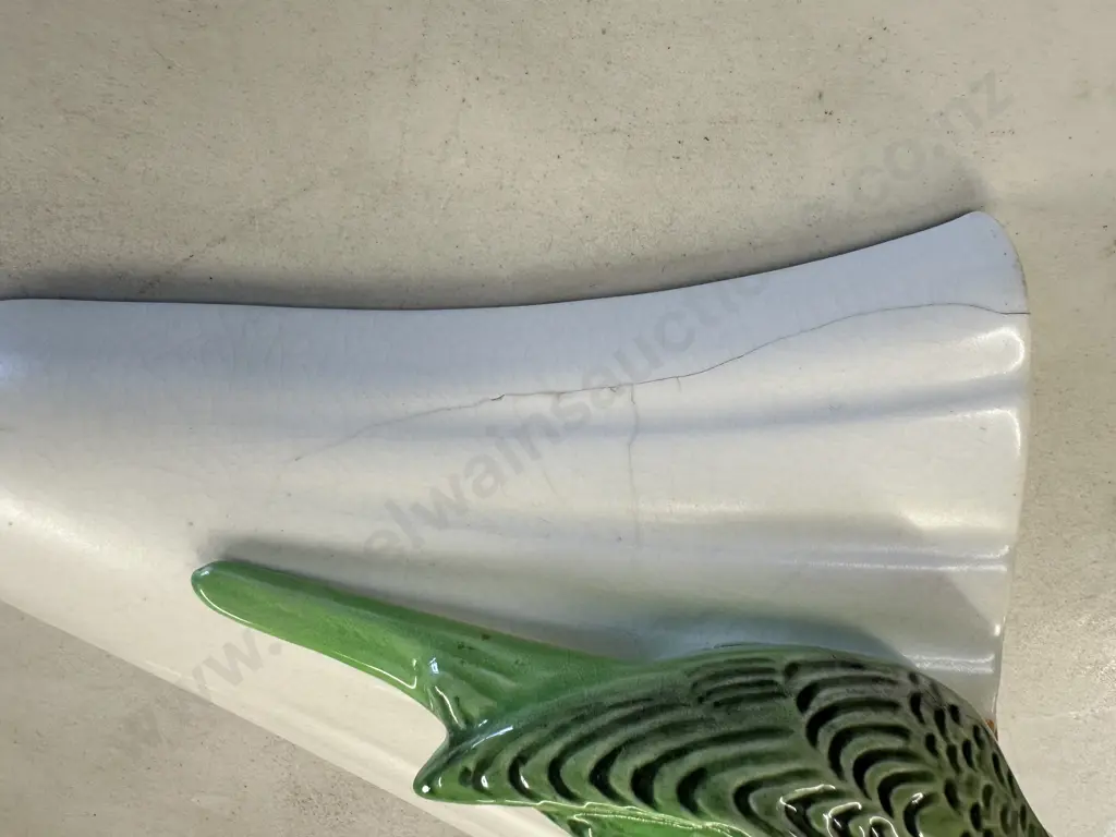Art Deco Green Budgerigar Wall Pocket Vase Stamped Sylvac 1956. 23 x 20cm (Crack to Left Side) Image 1++