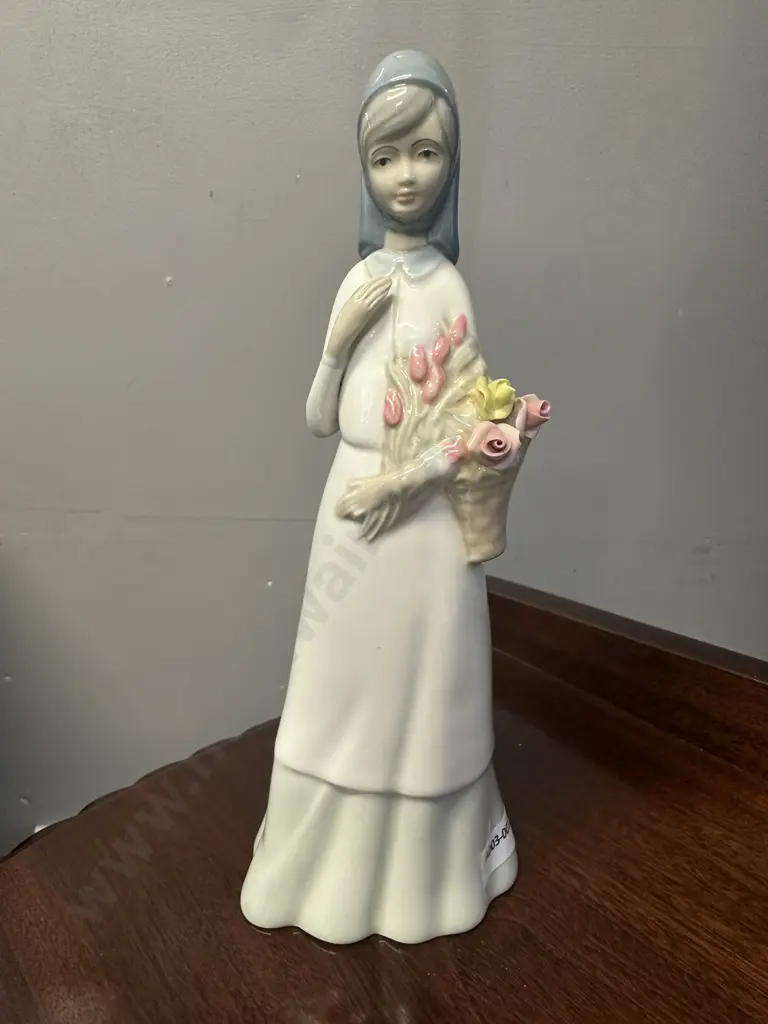 'Dorita' Porcelanas Miquel Requena Figurine Made In Spain. H25cm Image 1++