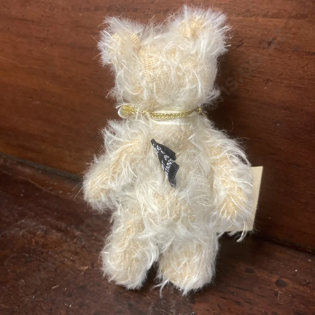 Rare Vintage Shaz Bear's Bear  - Annie, One Of A Kind Handsewn Collectable With Original Swing Tag. 12cm Image 1++