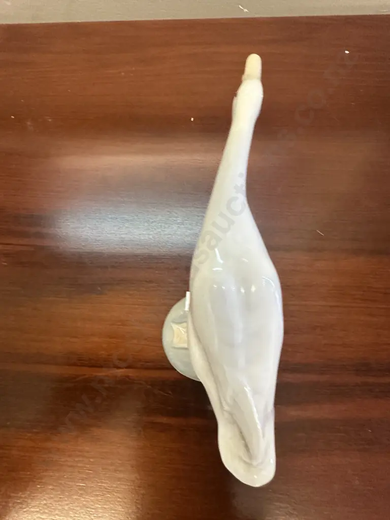 Vintage Lladro Goose Figurine #A-19A. H8cm Image 1++