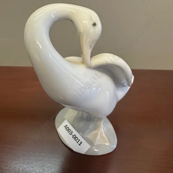Vintage Lladro Goose Figurine #A-15A. H11cm