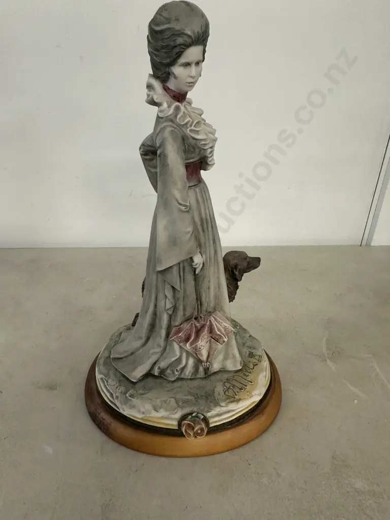 An Italian Bruno Merli Porcelain Figurine dating to 1981. H34cm Image 1++