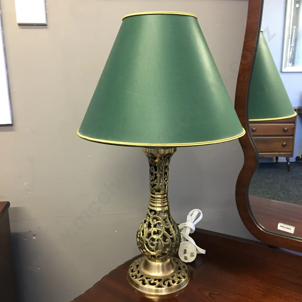 Vintage Ornate Brass Table Lamp With Green & Gold Shade Image 1++
