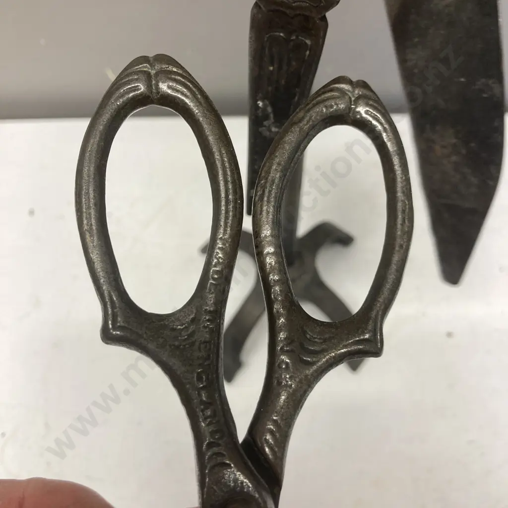 Vintage English Fireside Set With Brush Missing Image 1++