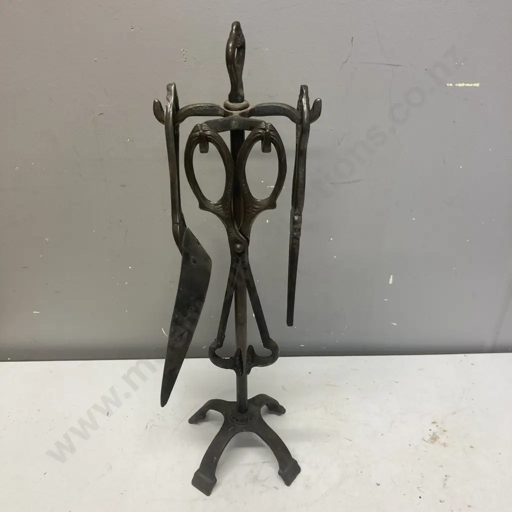 Vintage English Fireside Set With Brush Missing Image 1++