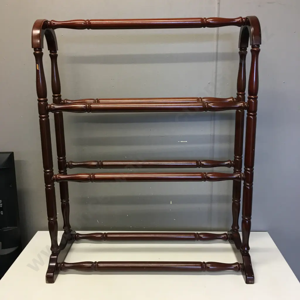 Vintage Mahogany Towel/Blanket Rack Holder H86,W70,D33cm. Image 1++