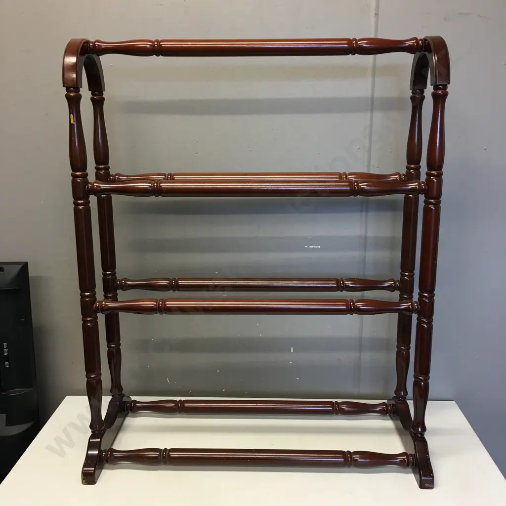 Vintage Mahogany Towel/Blanket Rack Holder H86,W70,D33cm. Image 1++