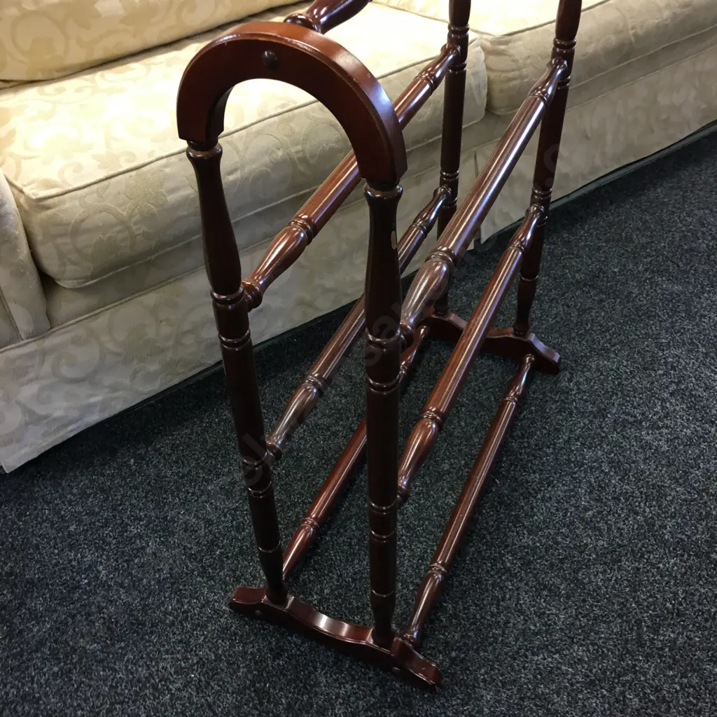 Vintage Mahogany Towel/Blanket Rack Holder H86,W70,D33cm. Image 1++
