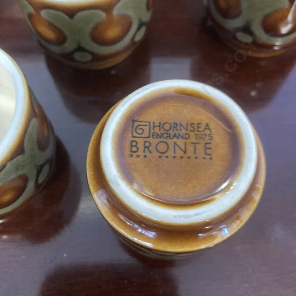 Set of 5 Hornsea Pottery ‘Bronte’ Egg Cups by John Clappison, 1975 Image 1++