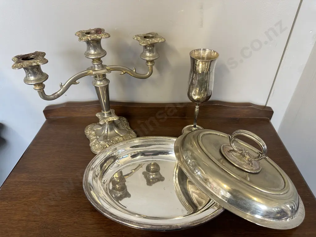 Selection Of Silver Ware Items Image 1++