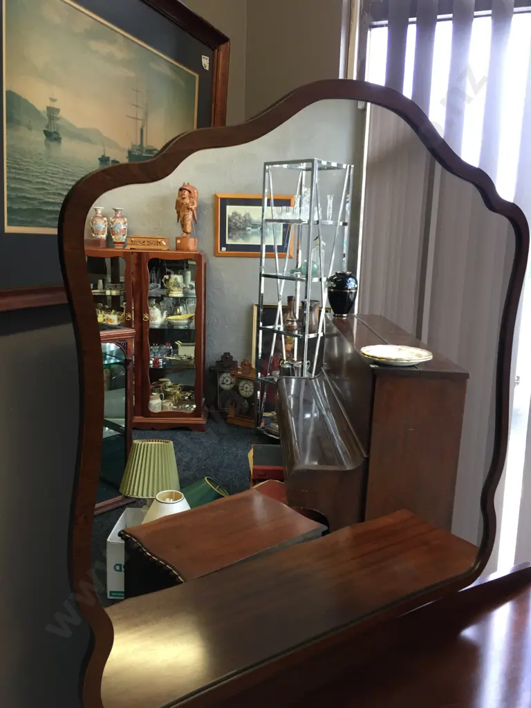 Mahogany Queen Anne Style 3 Drawer Bedside & 6 Drawer Mirrored Dressing Table, Pie Crust Edge Image 1++
