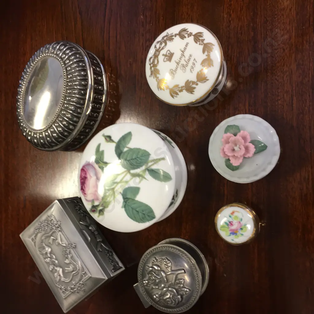 Selection of Lidded Trinket Dishes Image 1++