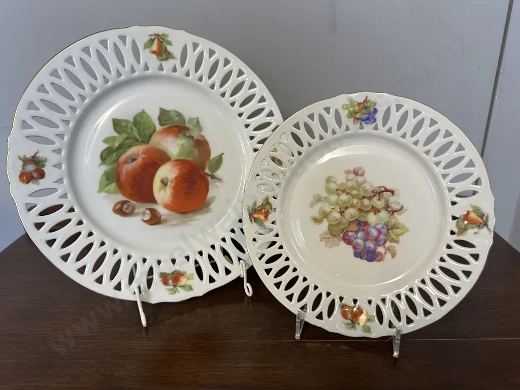 Two Pierced Porcelain Decor Fruits Plate  Image 1++