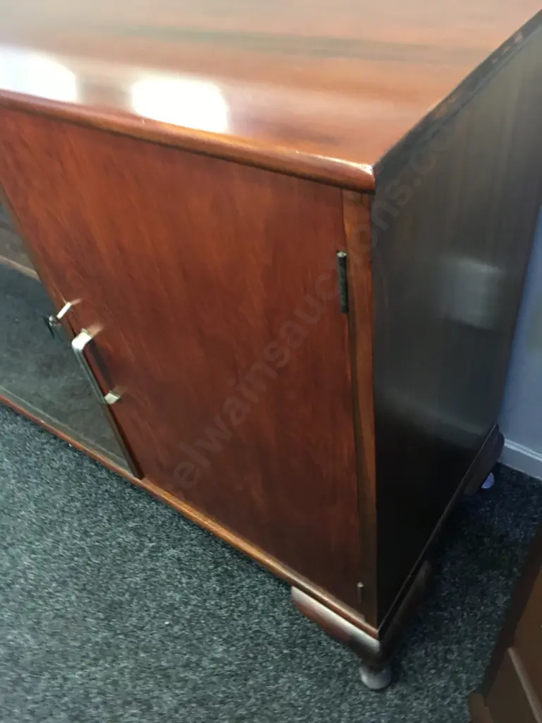 Queen Anne Style Mahogany Sideboard, Double Glass Doors, Lockable Single Door With Key. H85 W137 D42cm Image 1++